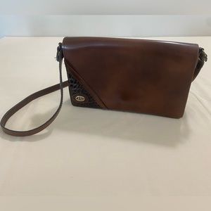 Gorgeous, vintage bag. EUC maybe Spanish 1950’s